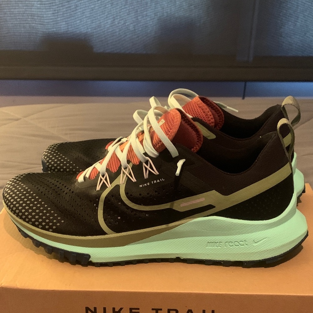 Nike Trail Shoes Black with Mint and Red Accents